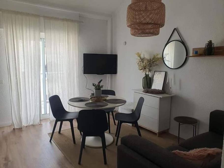 Costa Blanca Family Apartments One Bedroom Apartment Торевиеха Екстериор снимка