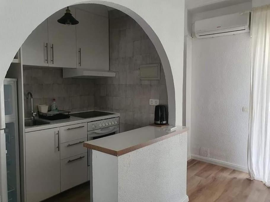 Costa Blanca Family Apartments One Bedroom Apartment Торевиеха Екстериор снимка